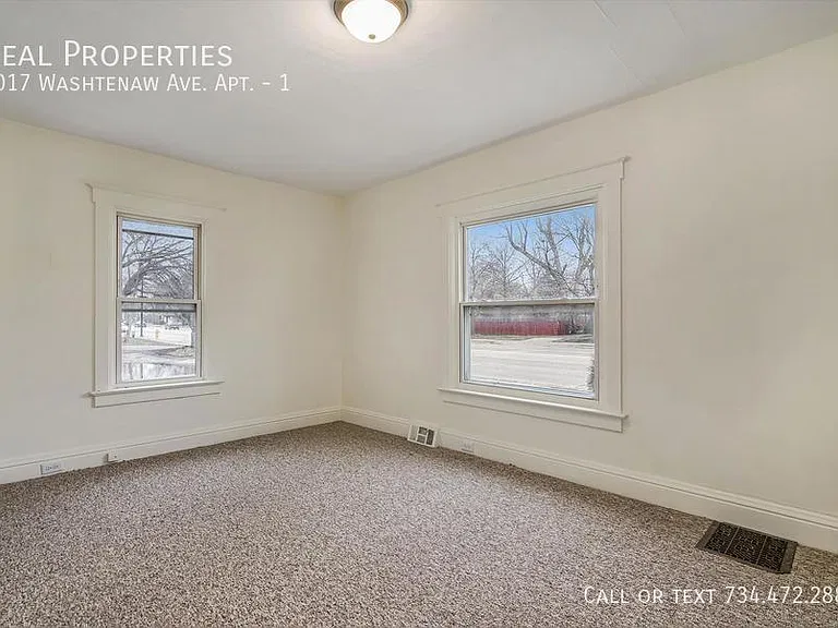 1017 Washtenaw Ave #1 — Photo 11