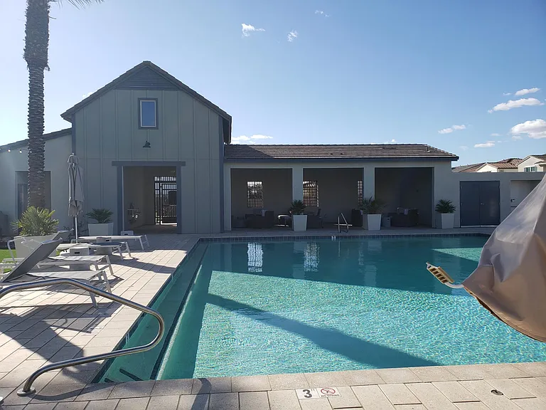 1315 W Crane Dr — Photo 33