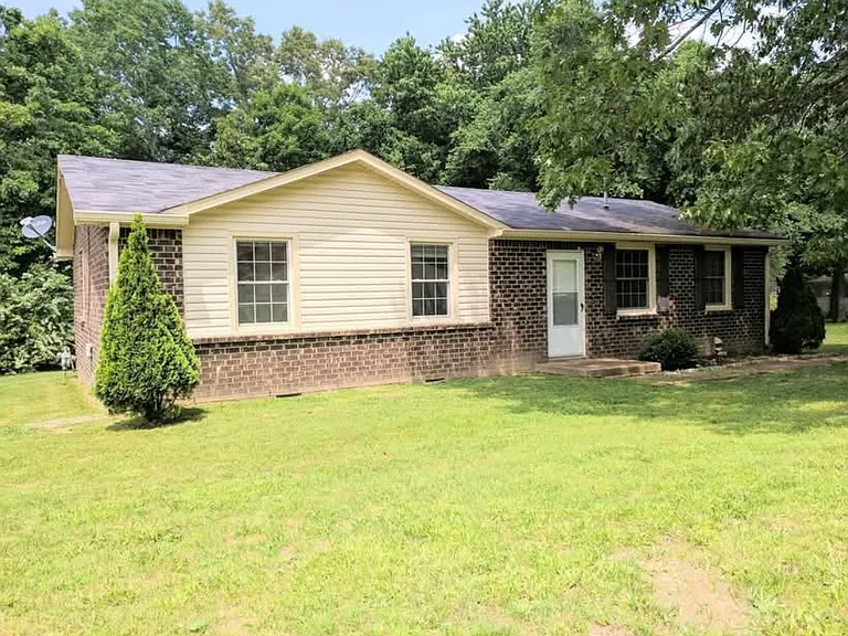 159 Ravenwood Cir — Photo 1