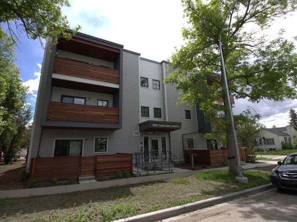 305 14th Ave NE #302, Calgary, AB T2E 4G4
