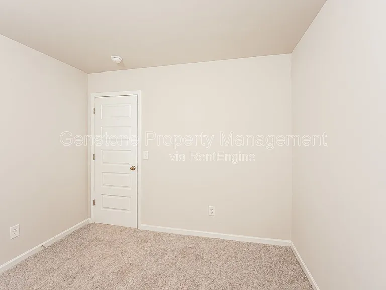 54 Trophy Loop — Photo 12