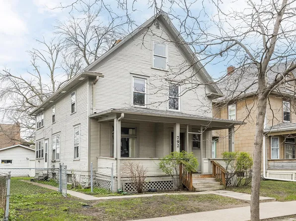 792 Juno Ave, Saint Paul, MN 55102