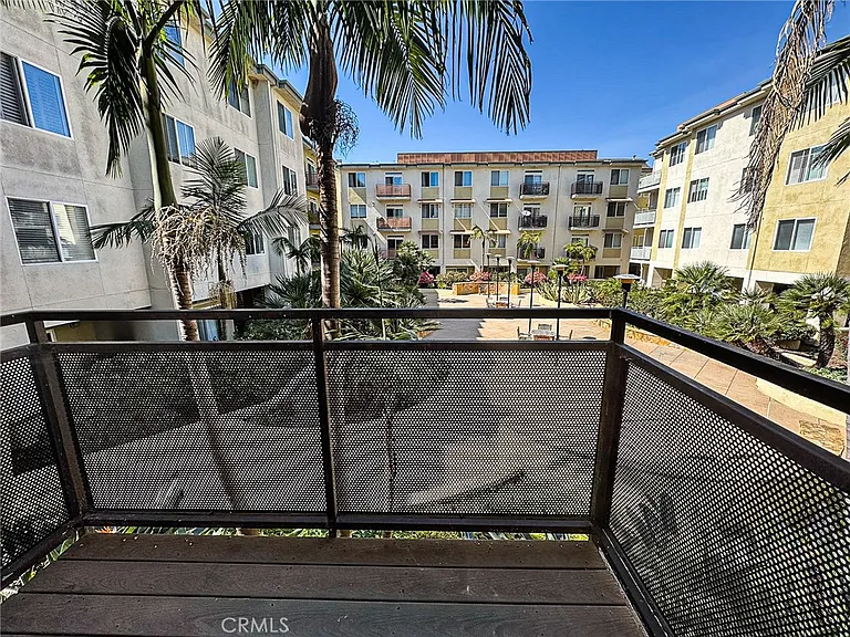 13200 Pacific Promenade #217 — Photo 9