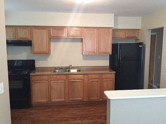 3rd image of 649 Ivyhill Dr