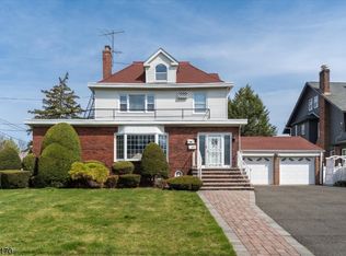 45 Beach St, Bloomfield, NJ 07003