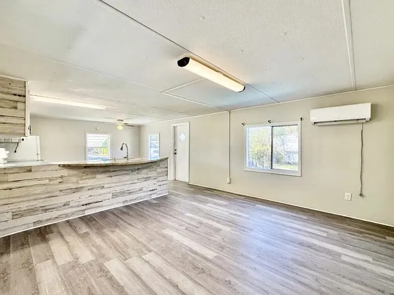 6519 Sandra Dr — Photo 20