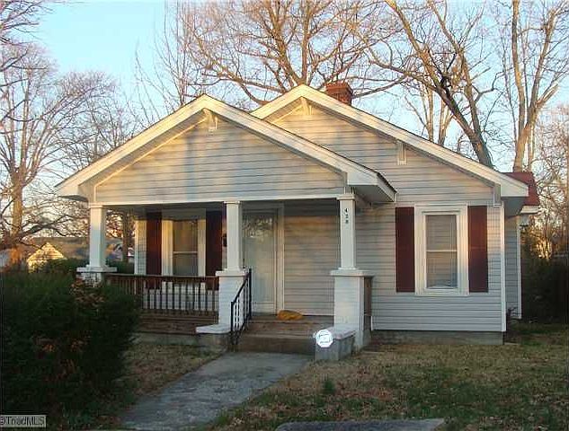 1st image of 428 Stewart St