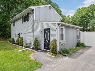 2071 New London Tpke, Coventry, RI 02816