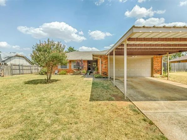 11824 Larkdale Dr, Yukon, OK 73099