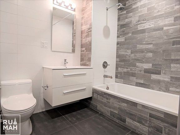 5th image of 812 Myrtle Ave #2E