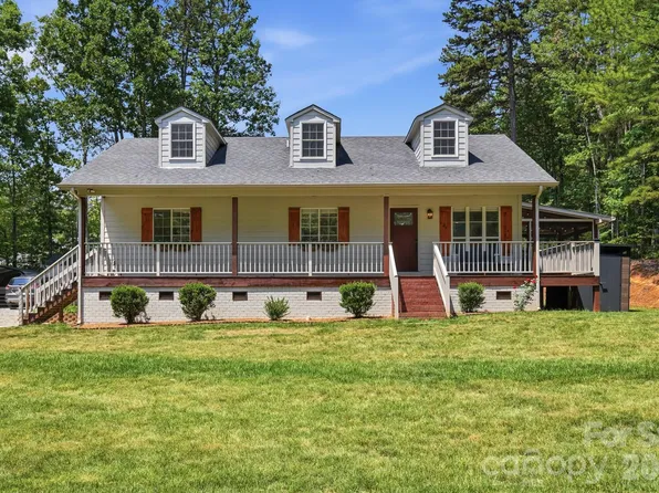3673 Dockside Ln, Sherrills Ford, NC 28673