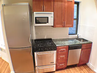 Rented by Glasser Realty LLC