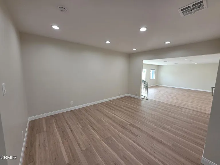 6829 Murietta Ave — Photo 7
