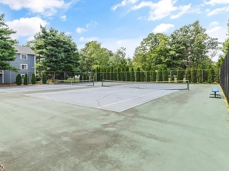 10 Silver Hill Ln — Photo 28