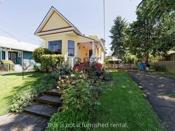 3944 SE 33rd Pl, Portland, OR 97202