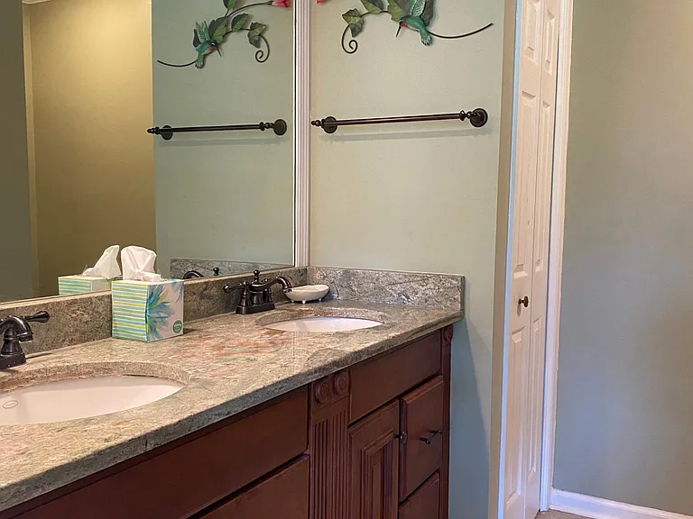 Townhouse Mnr — Photo 11