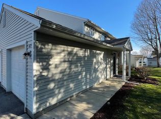 169 Hunters Ln NE #46, Rockford, MI
