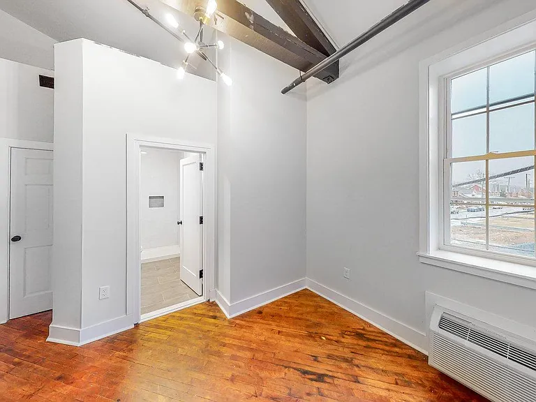 Fleetwood Lofts — Photo 34