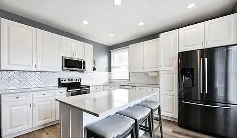 9706 S 28th St — Photo 3