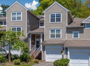 69 Woodmont Dr, Randolph, NJ 07869