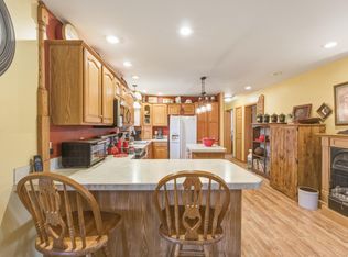 745 St Route 3&12, Hinton, WV 25951