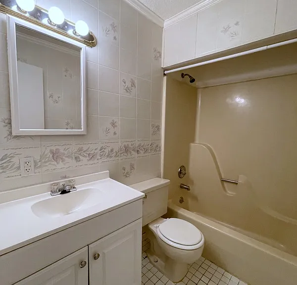 803 Perry Hill Rd — Photo 18