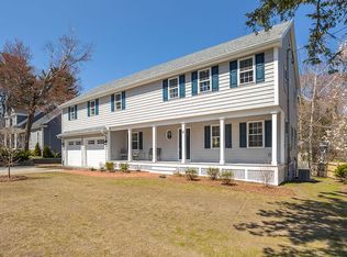 6 Pheasant Ln, Woburn, MA 01801