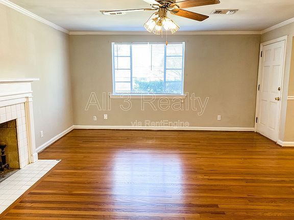 3rd image of 2762 Biltmore Ave