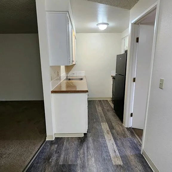 Middle Grove Apartments — Photo 7