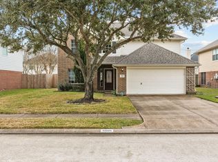 5006 Lockhart Dr, Pearland, TX 77584