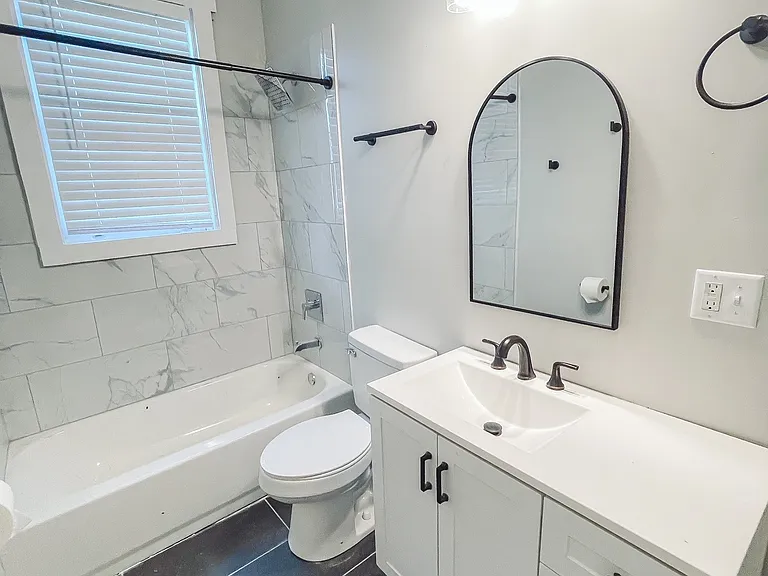 1219 Eberhart Ave #2 — Photo 19