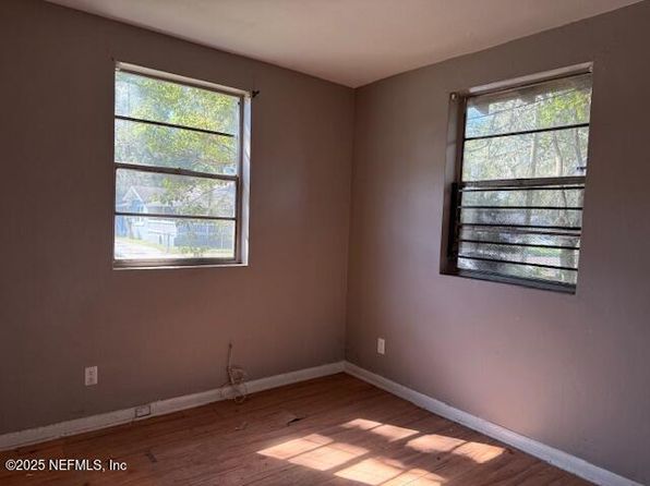 jacksonville-florida-154636243 picture