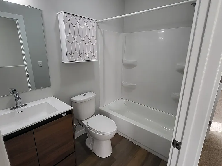 515 N Oxford St #A — Photo 15