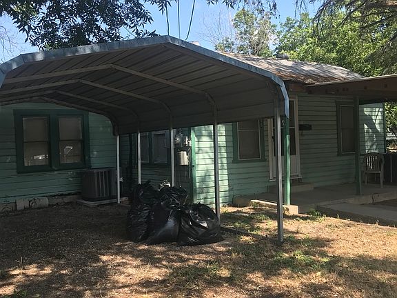 2nd image of 115 LAVONIA PL