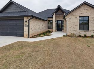 1101 Hyatt Ct, Shawnee, OK 74804