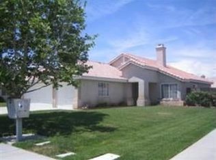 1739 Lightcap St, Lancaster, CA 93535