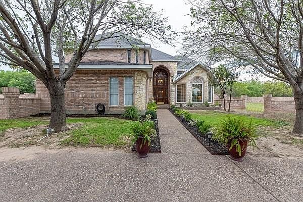 1st image of 110 Heritage Farms Dr