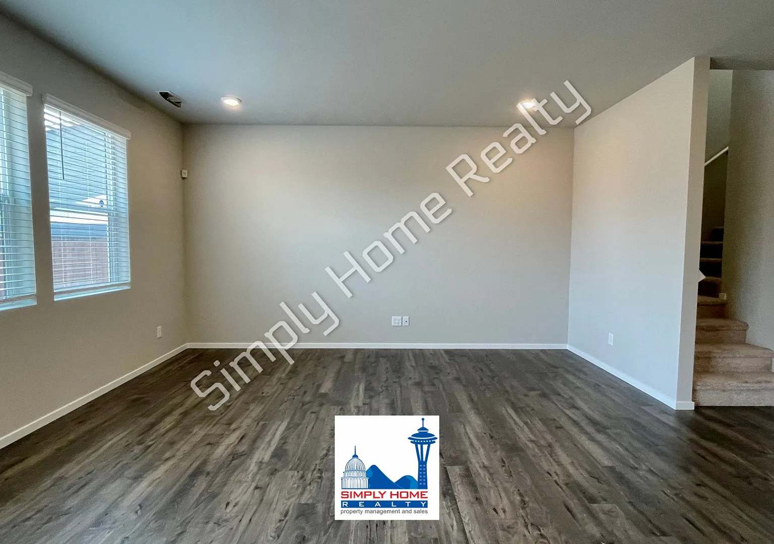 Welcome to Your 4-Bedroom Dream Home in Puyallup! — Photo 2