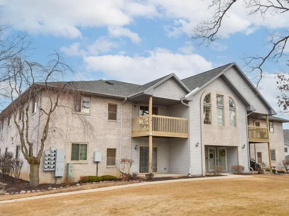 9364 West Loomis ROAD #6, Franklin, WI 53132