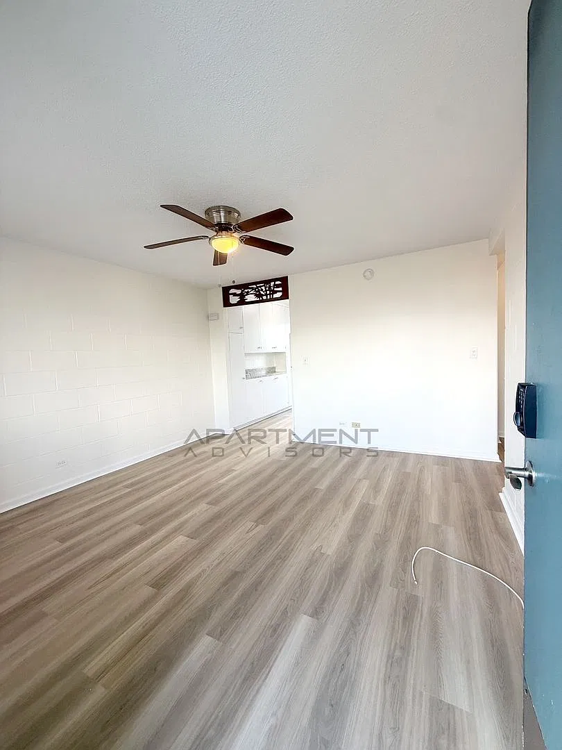 *See Full Ad For Details* $1,000 Move In Special! 2bd / 1ba / 1 Prk! Close To Downtown / Chinatow... — Photo 3