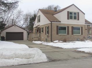 2151 S 110th St, West Allis, WI 53227