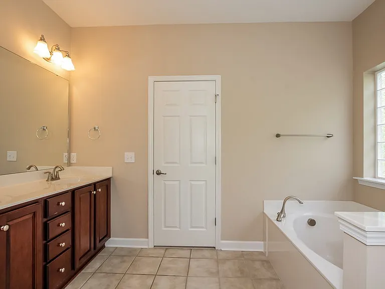 1710 Jekyll Ln — Photo 15