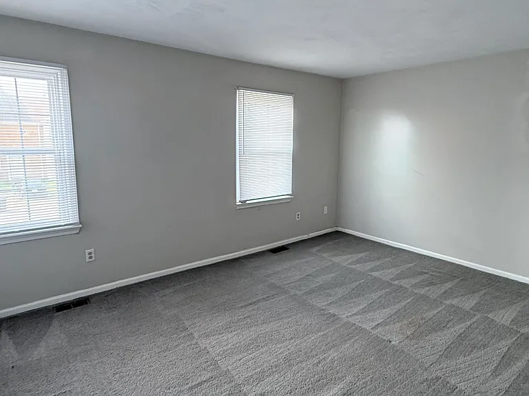 5789 Rivermill Cir — Photo 6