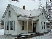2nd image of 1118 E Michigan Blvd