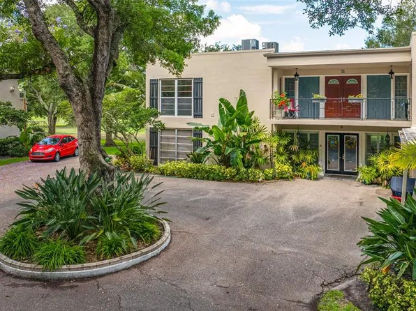 11 Country Club Dr #11, Largo, FL 33771