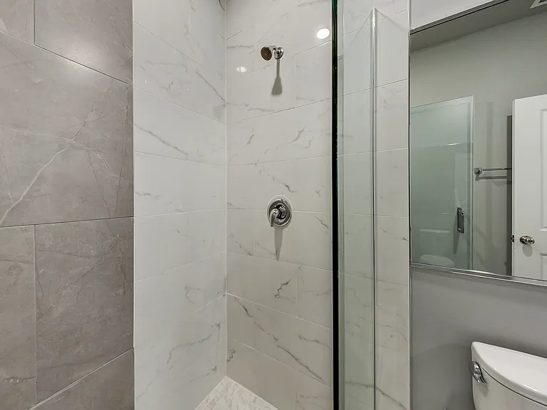 5117 S Kenwood Ave #101 — Photo 13