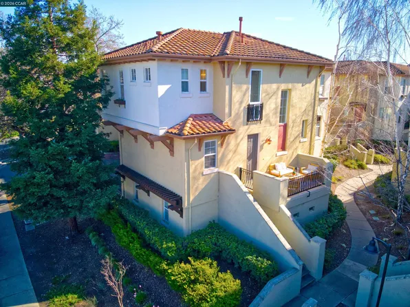 87 W Hookston Rd, Pleasant Hill, CA 94523