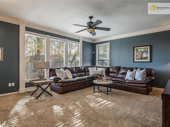 3rd image of 6315 W 150th St