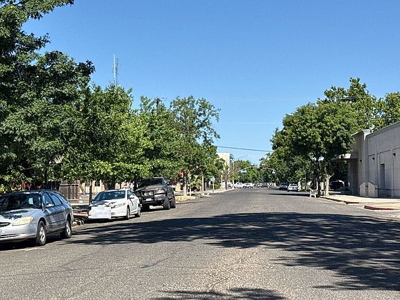 5th image of 1414 W 19th St