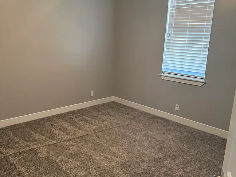 753 W Red Marble Ln — Photo 6